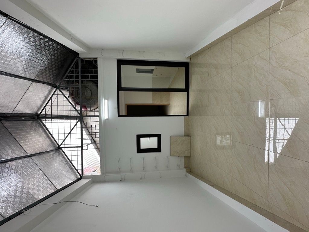 Bán nhà Quan Thổ 1 - diện tích 40.4m2 4 tầng - ngõ thông kinh doanh - giá 9,4 tỷ
