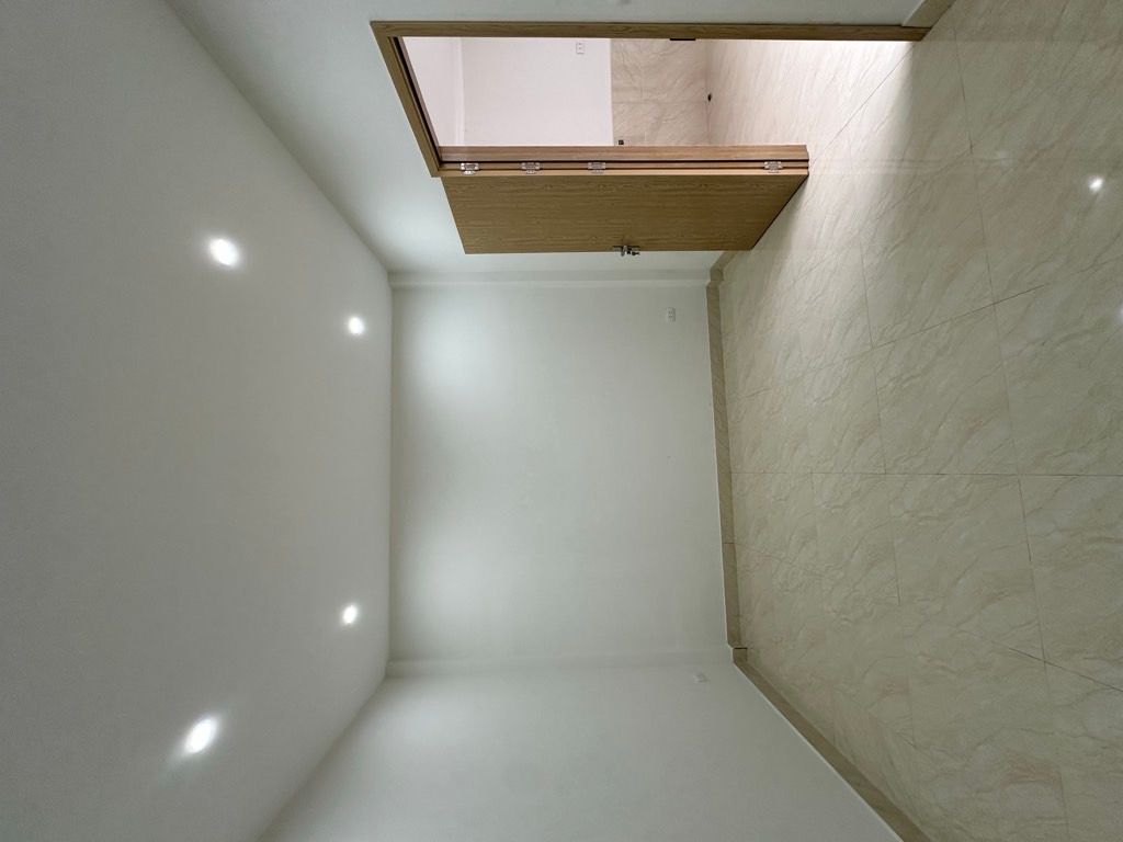 Bán nhà Quan Thổ 1 - diện tích 40.4m2 4 tầng - ngõ thông kinh doanh - giá 9,4 tỷ