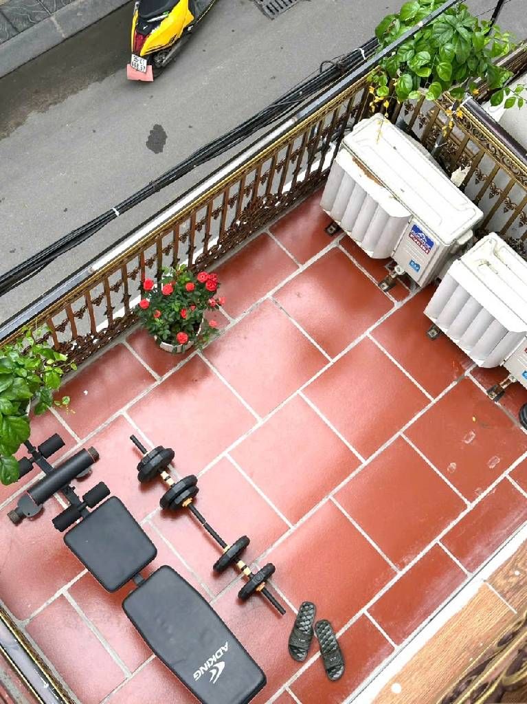 Bán nhà Hoàng Đạo Thành - diện tích 39,4m2 5 tầng - Ô TÔ TRÁNH THÔNG TỨ TUNG - giá 17,2 tỷ