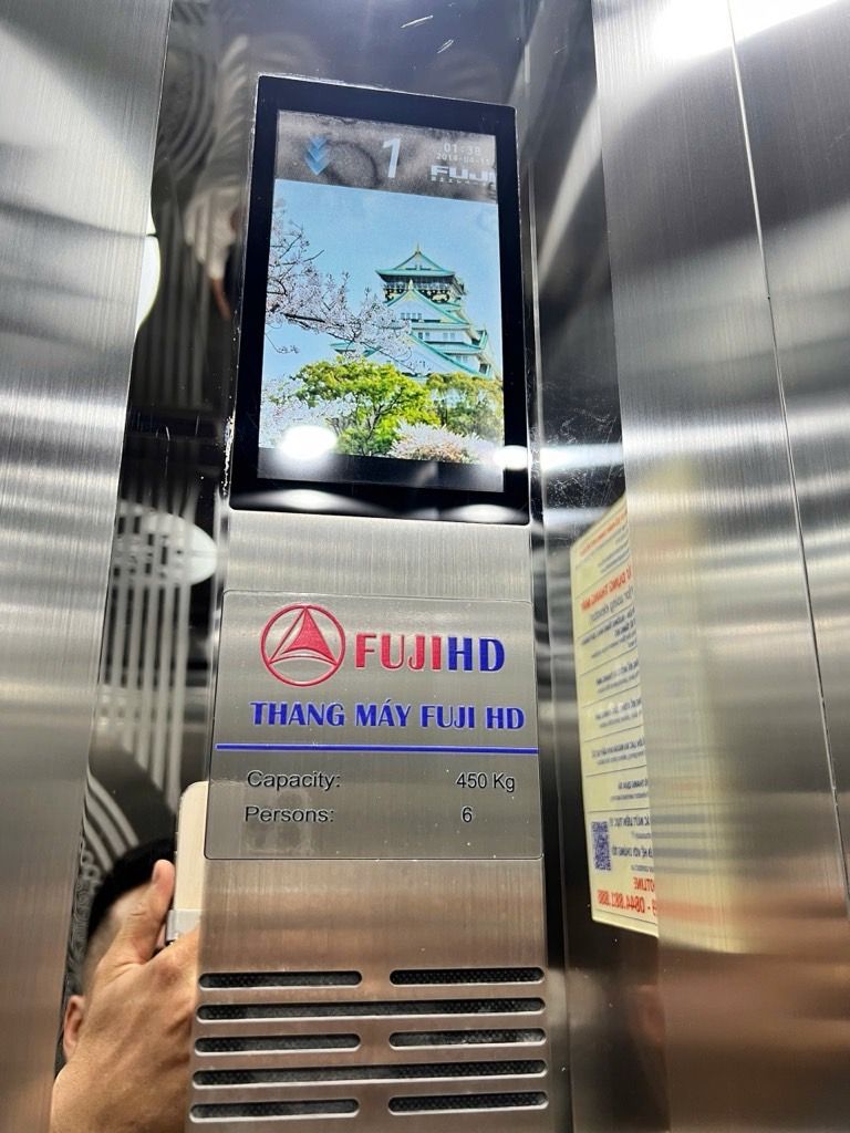 Bán nhà Nguyễn Văn Trỗi - diện tích 34m2 7 tầng - ô tô đỗ cổng - giá 11,8 tỷ