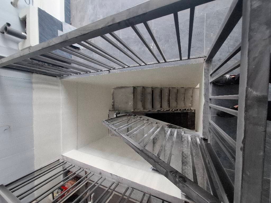 Bán nhà Vĩnh Hưng - diện tích 50m2 4 tầng - Mặt phố kinh doanh sầm uất - giá 13,8 tỷ