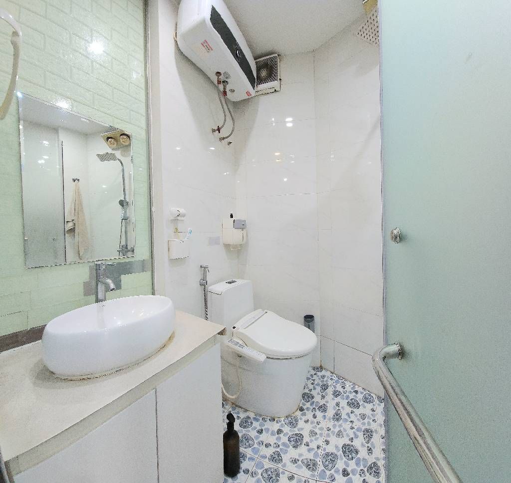 Bán nhà Hàn Thuyên - diện tích 30m2 5 tầng - Lô góc, kinh doanh - giá 17,5 tỷ