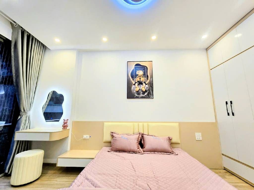 Bán nhà Giáp Nhị - diện tích 30m2 6 tầng - gần ô tô - giá 7,85 tỷ