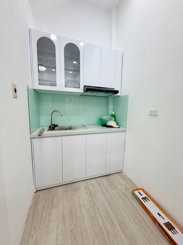 Bán nhà Hồng Mai - diện tích 21m2 4 tầng - gần ô tô - giá 3,7 tỷ