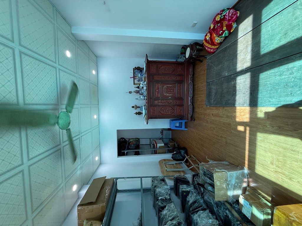 Bán nhà Hoà Bình - diện tích 25m2 3 tầng - ô tô tránh - giá 4,8 tỷ