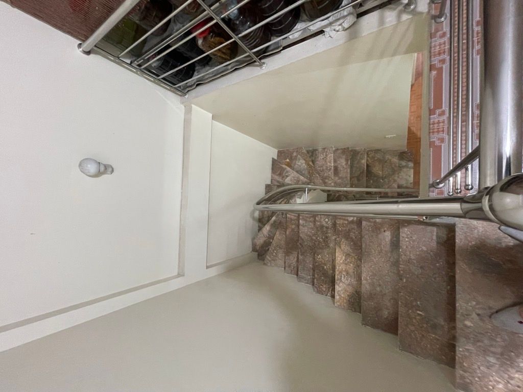 Bán nhà Nam Dư - diện tích 30,4m2 5 tầng - 20M RA Ô TÔ TRÁNH - giá 7,4 tỷ
