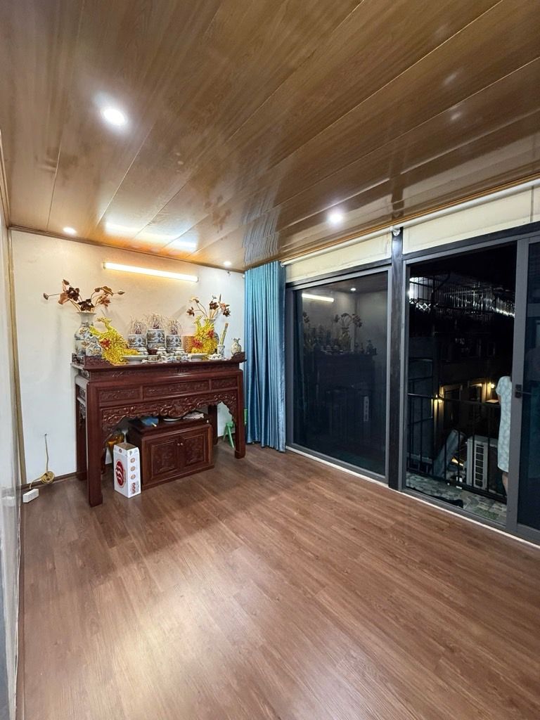 Bán nhà Vĩnh Hưng - diện tích 35m2 3 tầng - NHÀ ĐẸP Ở LUÔN - FULL ĐỒ - 20 M RA RA MP VĨNH HƯNG - SIÊU HIẾM - 2 THOÁNG TRƯỚC SAU VĨNH VIỄN - ĐỦ CÔNG NĂNG - giá 3,6 tỷ
