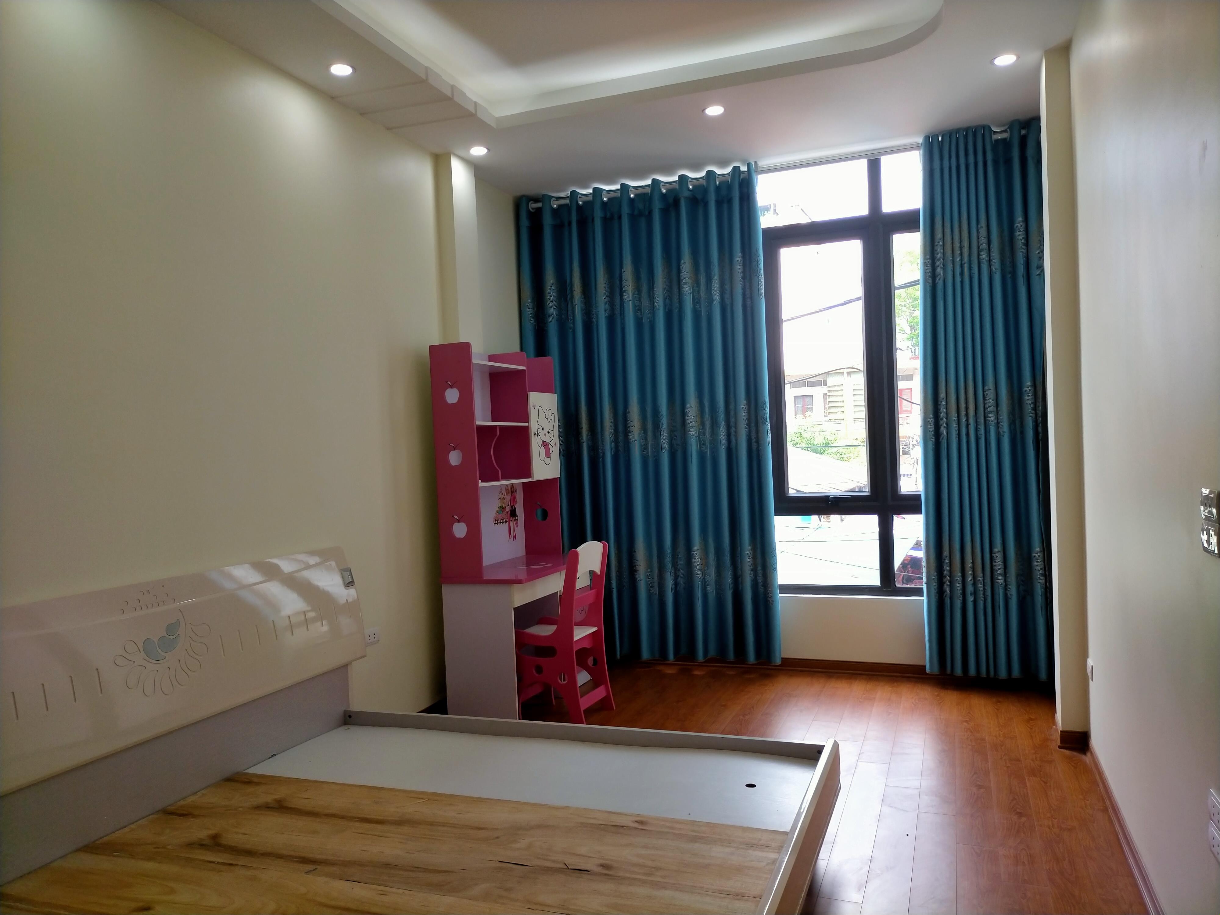 Bán nhà Thái Thịnh - diện tích 57m2 5 tầng - Phân lô cực đẹp - giá 17 tỷ