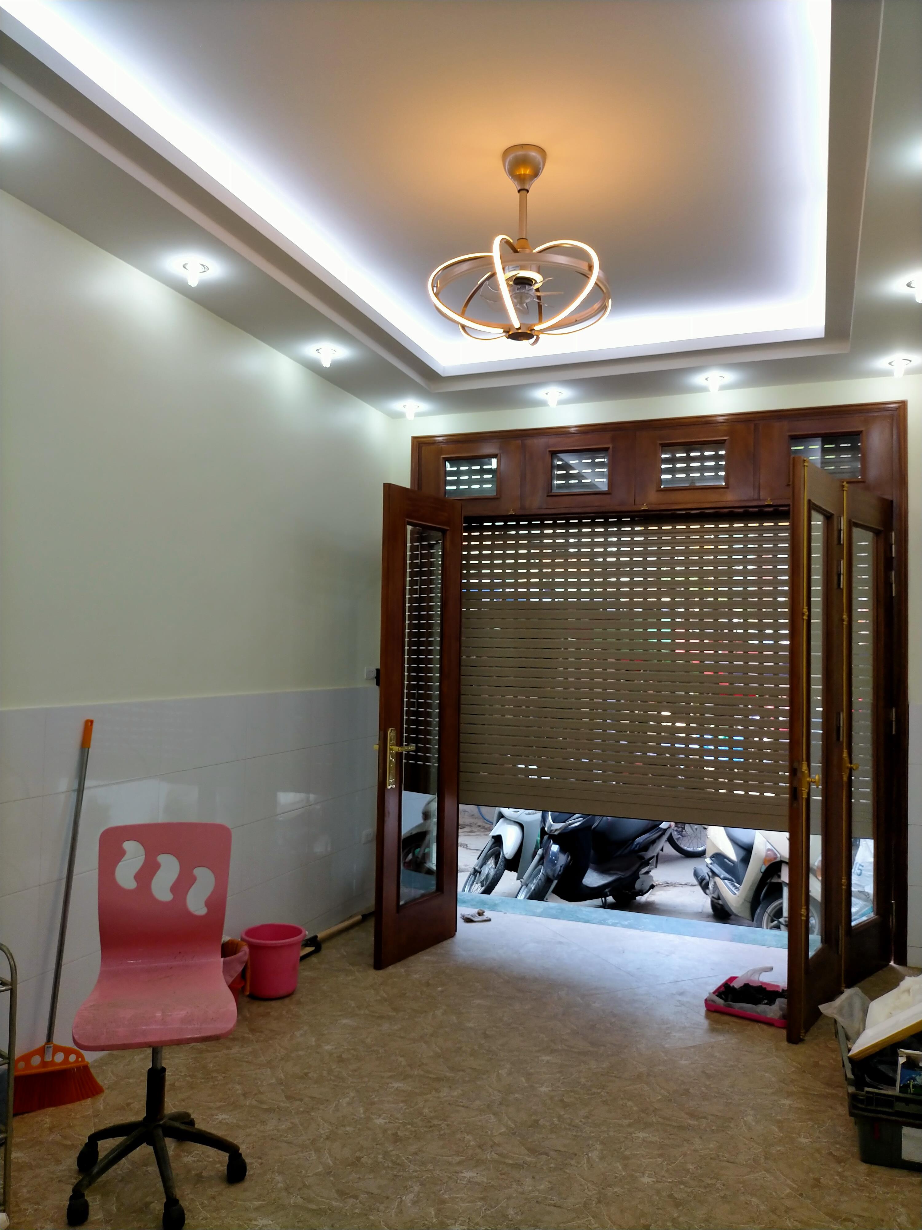 Bán nhà Thái Thịnh - diện tích 57m2 5 tầng - Phân lô cực đẹp - giá 17 tỷ