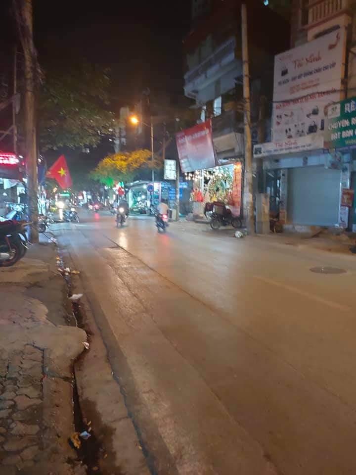 Bán nhà Trương Định - diện tích 38m2 4 tầng - Mặt phố kinh doanh sầm uất - giá 8,7 tỷ