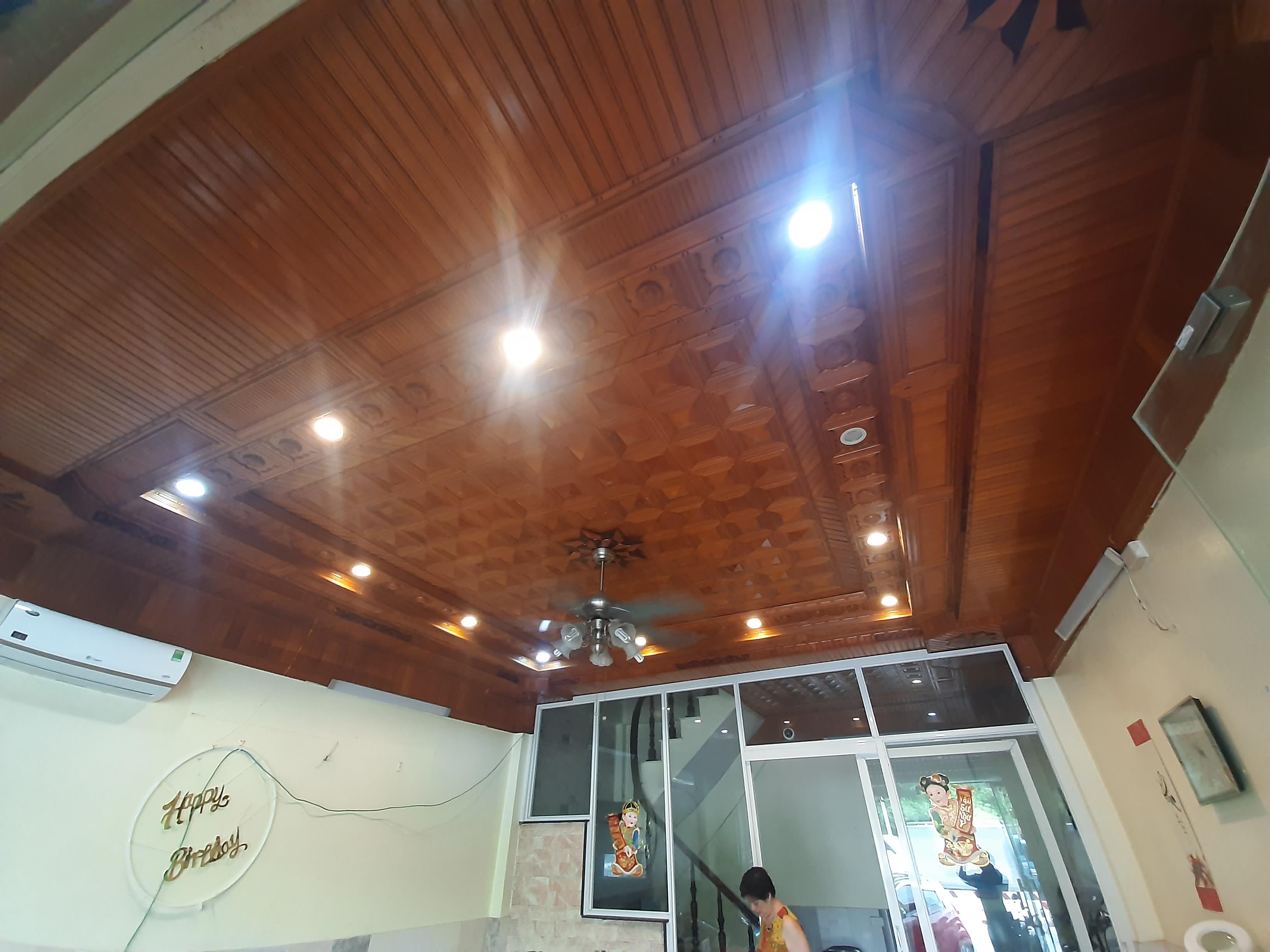 Bán nhà Nguyễn Khoái - diện tích 38m2 5 tầng - Mặt phố - giá 10 tỷ