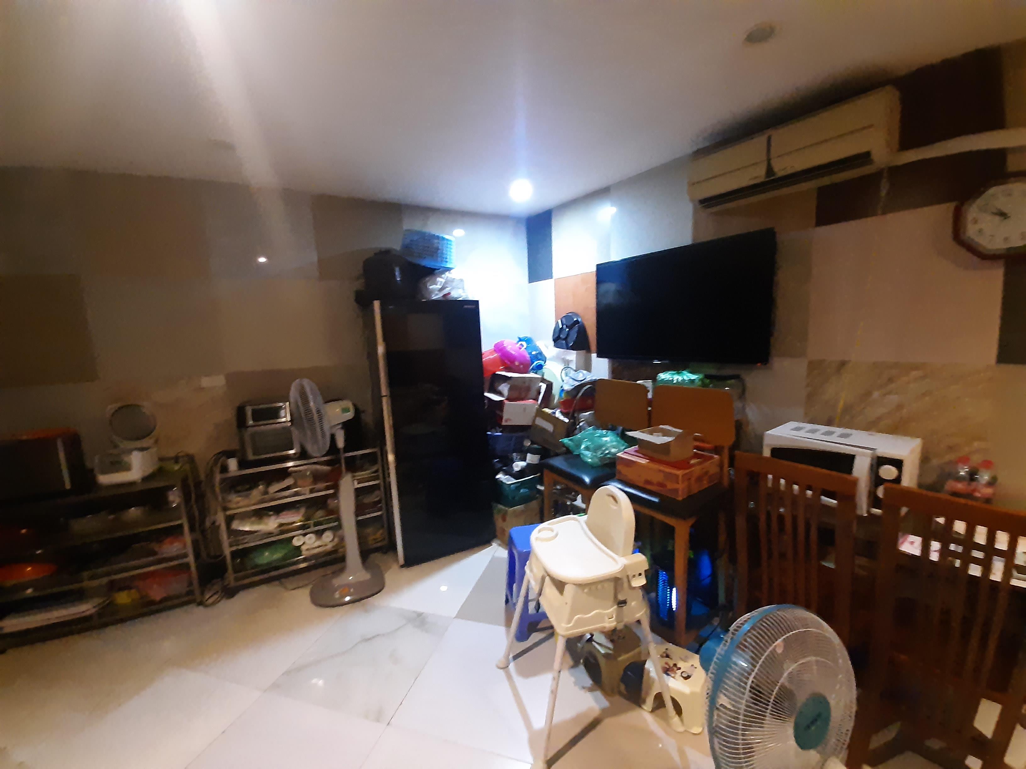 Bán nhà Nguyễn Khoái - diện tích 38m2 5 tầng - Mặt phố - giá 10 tỷ