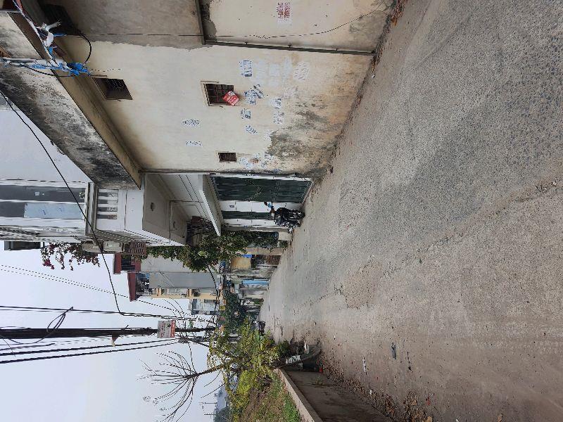 Bán nhà Nguyễn Khoái - diện tích 42m2 1 tầng - Mặt phố rẻ hơn trong ngõ - giá 3,35 tỷ