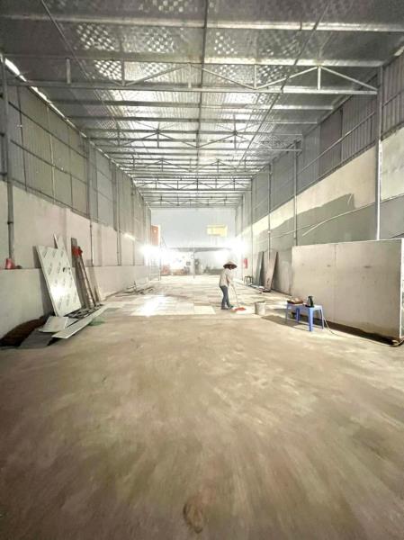 Bán nhà Vĩnh Hưng - diện tích 260m2 1 tầng - Ô TÔ CÔNG TƠ NƠ VÀO TẬN XƯỞNG - giá 10,5 tỷ