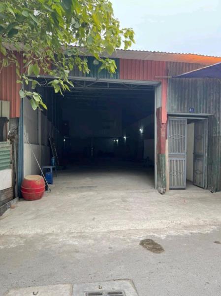 Bán nhà Vĩnh Hưng - diện tích 260m2 1 tầng - Ô TÔ CÔNG TƠ NƠ VÀO TẬN XƯỞNG - giá 10,5 tỷ