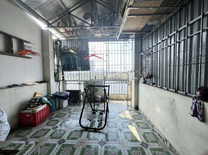 Bán nhà Linh Đường - diện tích 40m2 5 tầng - ô tô vào nhà - giá 20 tỷ