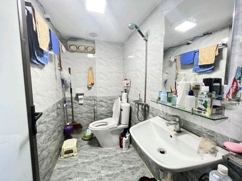 Bán nhà Linh Đường - diện tích 40m2 5 tầng - ô tô vào nhà - giá 20 tỷ