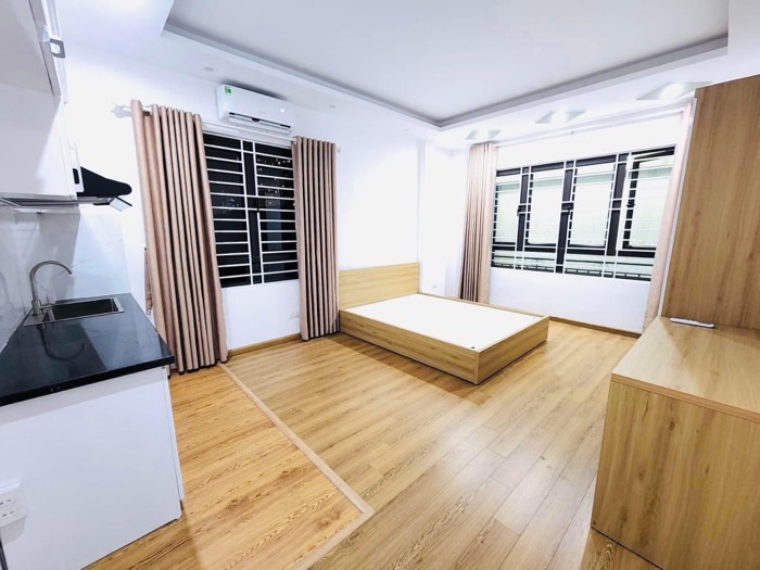 Bán nhà Khương Hạ - diện tích 75m2 7 tầng - Mặt ngõ thông, nhà mới kính koong - giá 21,5 tỷ