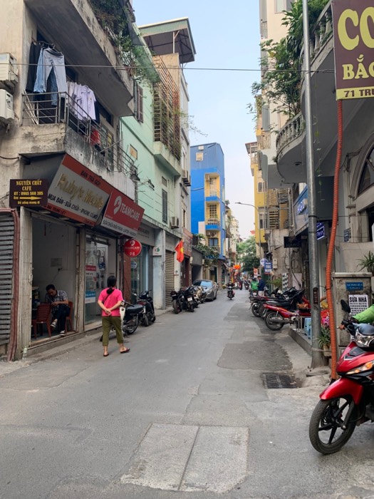 Bán nhà Trung Liệt - diện tích 35m2 2 tầng - Mặt phố kinh doanh sầm uất - giá 10,8 tỷ