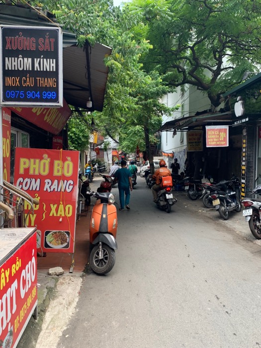 Bán nhà Đê La Thành - diện tích 52.8m2 2 tầng - Mặt phố kinh doanh sầm uất - giá 21 tỷ