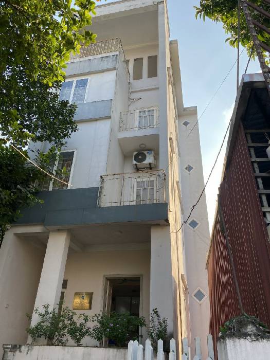 Bán nhà Nguyễn Khoái - diện tích 89m2 6 tầng - Mặt phố ô tô tránh - giá 18,5 tỷ