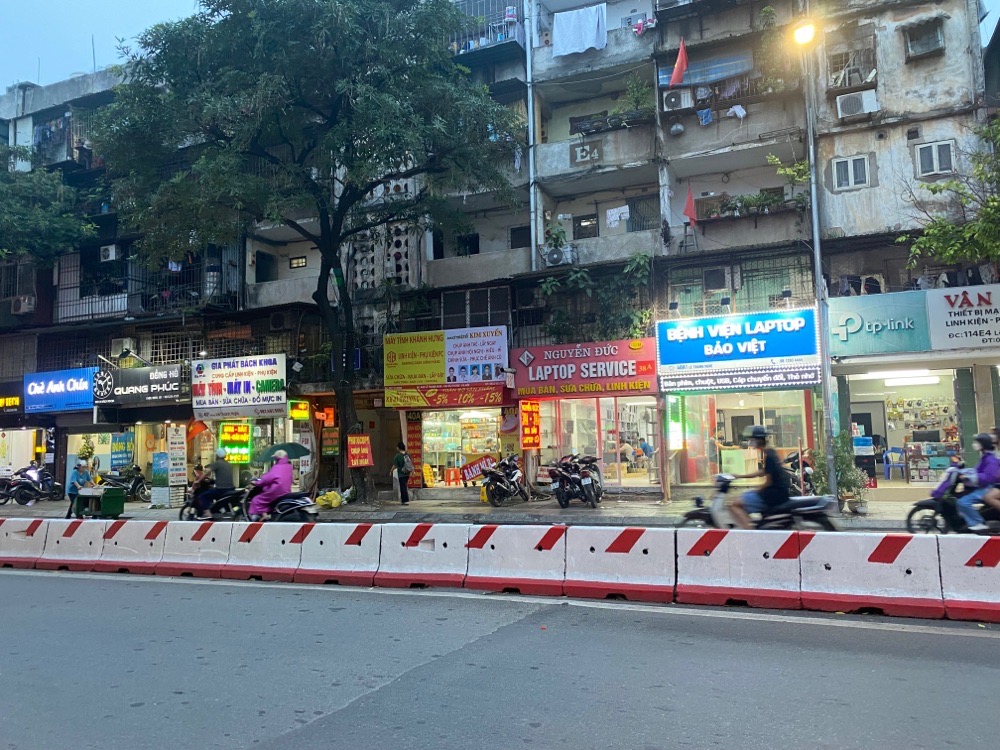 Bán nhà Lê Thanh Nghị - diện tích 30m2 1 tầng - Mặt phố VIP, vỉa hè, kinh doanh sầm uất - giá 9,5 tỷ