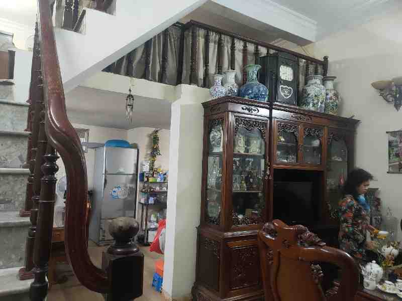 Bán nhà Lương Định Của - diện tích 53m2 4 tầng - Ngõ 31 vào là sân tập thể - giá 13 tỷ