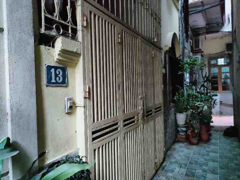 Bán nhà Lương Định Của - diện tích 53m2 4 tầng - Ngõ 31 vào là sân tập thể - giá 13 tỷ