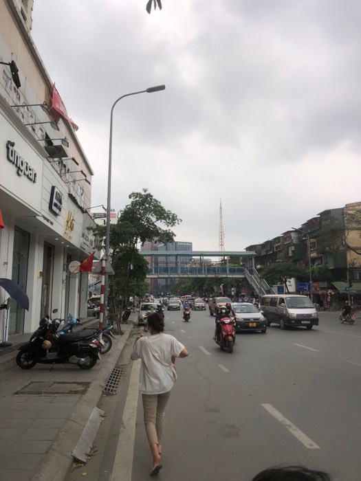 Bán nhà Phạm Ngọc Thạch - diện tích 46m2 2 tầng - Mặt phố kinh doanh đỉnh - giá 12 tỷ