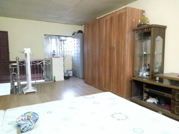 Bán nhà Giáp Bát - diện tích 90m2 2 tầng - Ô tô đỗ cửa - giá 3,6 tỷ