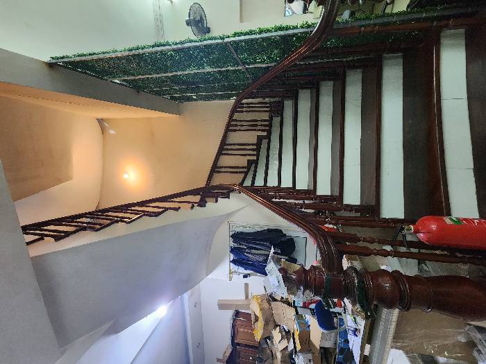 Bán nhà Hoàng Văn Thái - diện tích 100.5m2 3 tầng - ngõ ô tô rộng đẹp - giá 11 tỷ