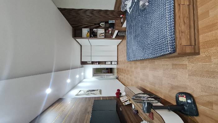 Bán nhà Đường Láng - diện tích 49.7m2 5 tầng - Nhà 1 mặt phố 1 mặt ngõ - giá 12,8 tỷ