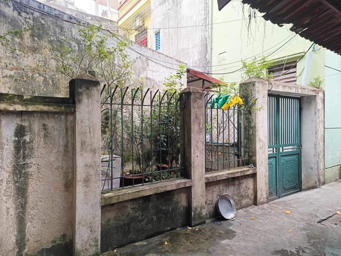 Bán nhà Định Công - diện tích 95m2 1 tầng - 3 mặt thoáng - giá 6,3 tỷ