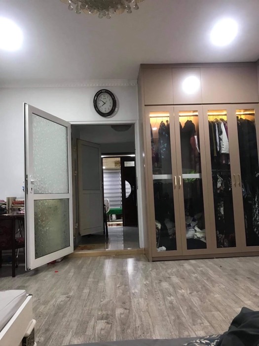 Bán nhà Phạm Ngọc Thạch - diện tích 132m2 3 tầng - Mặt ngõ kinh doanh - giá 16,2 tỷ