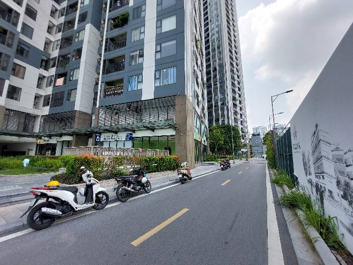 Bán nhà Minh Khai - diện tích 43m2 1 tầng - Shophouse chân đế chung cư - giá 5,1 tỷ