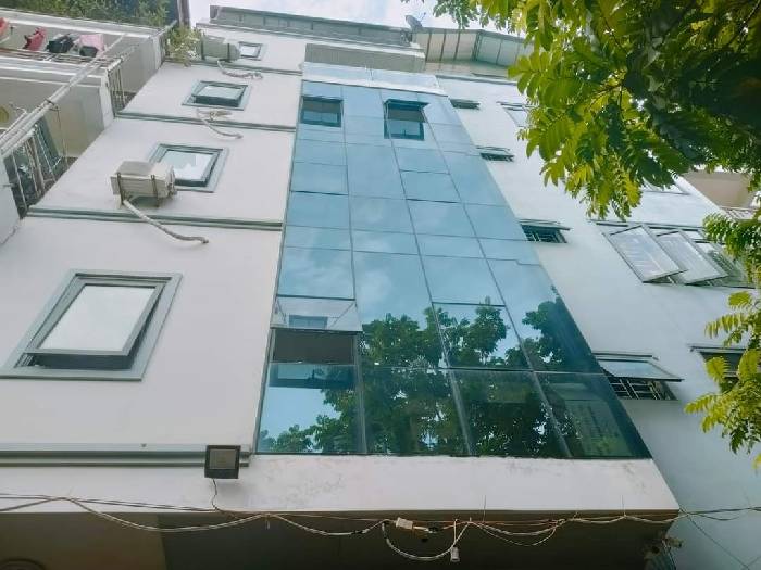 Bán nhà Bùi Xương Trạch - diện tích 84m2 6 tầng - Mặt ngõ to hơn phố - giá 18 tỷ