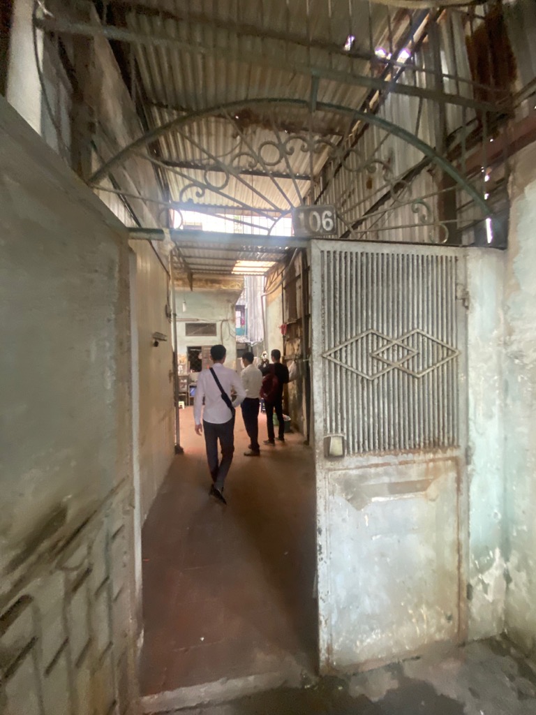 Bán nhà Nguyễn Đức Cảnh - diện tích 70m2 1 tầng - Nhà mặt phố - giá 18,6 tỷ