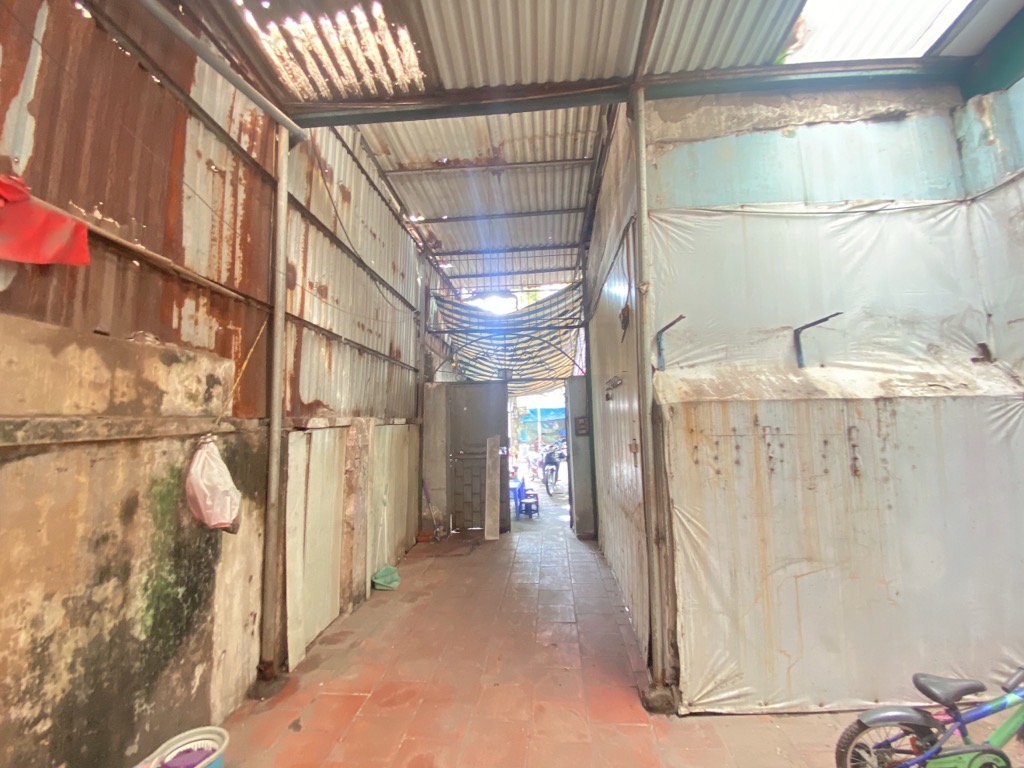 Bán nhà Nguyễn Đức Cảnh - diện tích 70m2 1 tầng - Nhà mặt phố - giá 18,6 tỷ