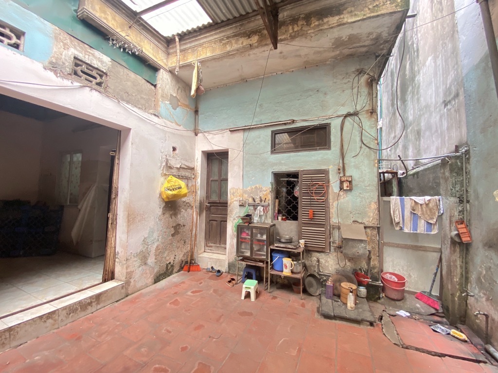 Bán nhà Nguyễn Đức Cảnh - diện tích 70m2 1 tầng - Nhà mặt phố - giá 18,6 tỷ