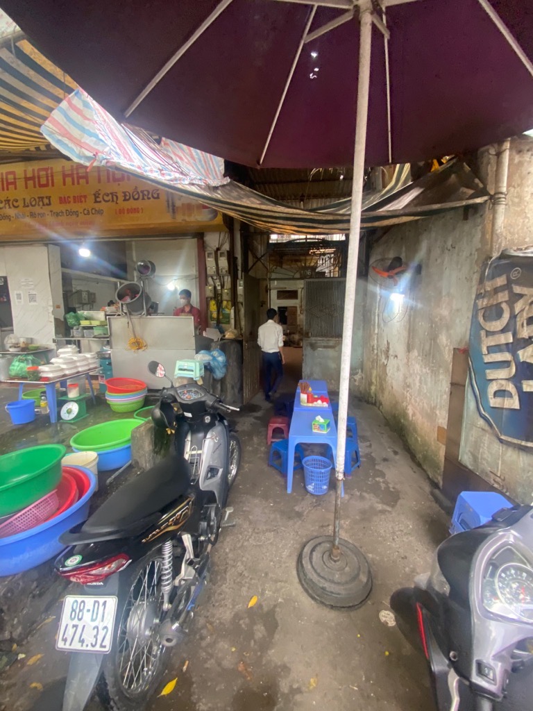 Bán nhà Nguyễn Đức Cảnh - diện tích 70m2 1 tầng - Nhà mặt phố - giá 18,6 tỷ