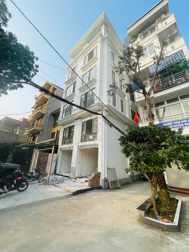 Bán nhà Nguyễn Chính - diện tích 47.6m2 6 tầng - Ô tô tránh - giá 17,99 tỷ