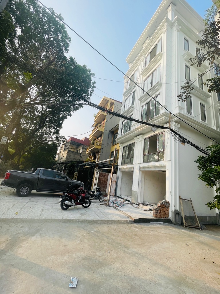 Bán nhà Nguyễn Chính - diện tích 47.6m2 6 tầng - Ô tô tránh - giá 17,99 tỷ