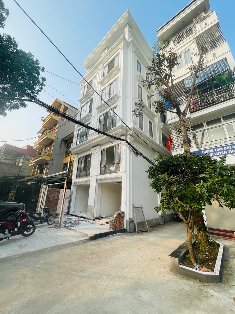 Bán nhà Nguyễn Chính - diện tích 47.6m2 6 tầng - Ô tô tránh - giá 17,99 tỷ