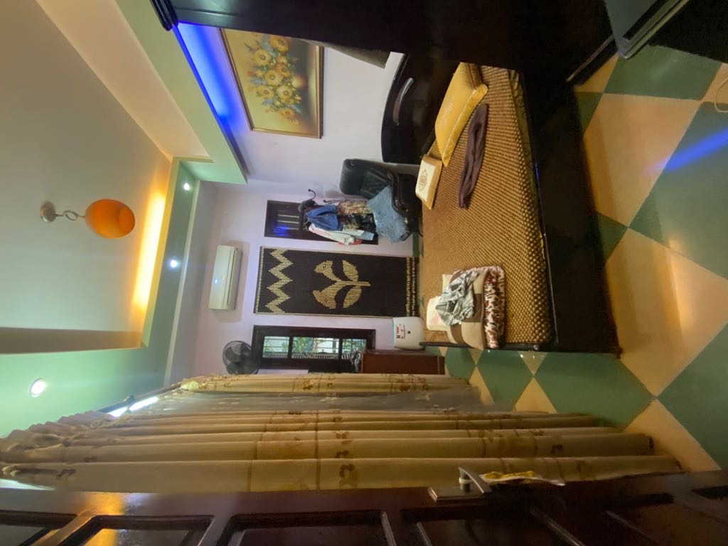 Bán nhà Trương Định - diện tích 36,3m2 4 tầng - MẶT PHỐ KINH DOANH SẦM UẤT - giá 14 tỷ