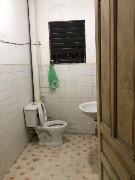 Bán nhà Khuất Duy Tiến - diện tích 49m2 3 tầng - BÁN ĐẤT TẶNG NHÀ - giá 18,8 tỷ