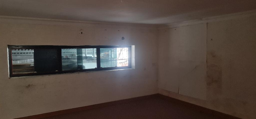 Bán nhà Đê La Thành - diện tích 70.4m2 3 tầng - Kinh doanh sầm uất - giá 21 tỷ