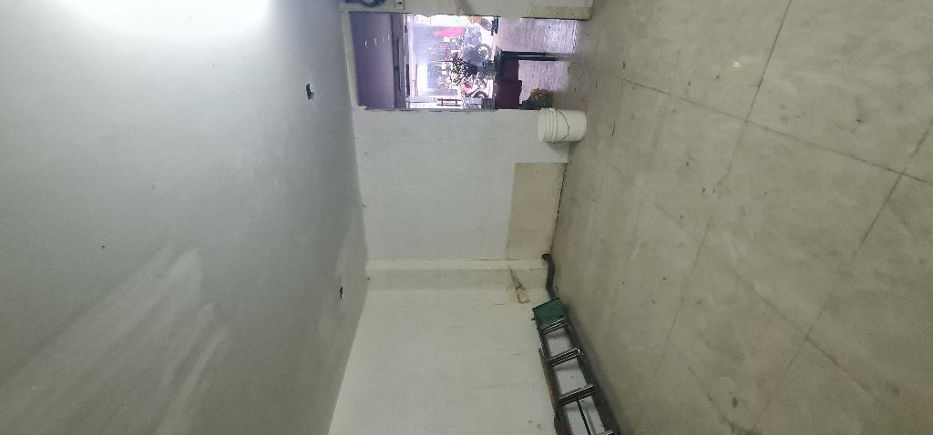 Bán nhà Đê La Thành - diện tích 70.4m2 3 tầng - Kinh doanh sầm uất - giá 21 tỷ