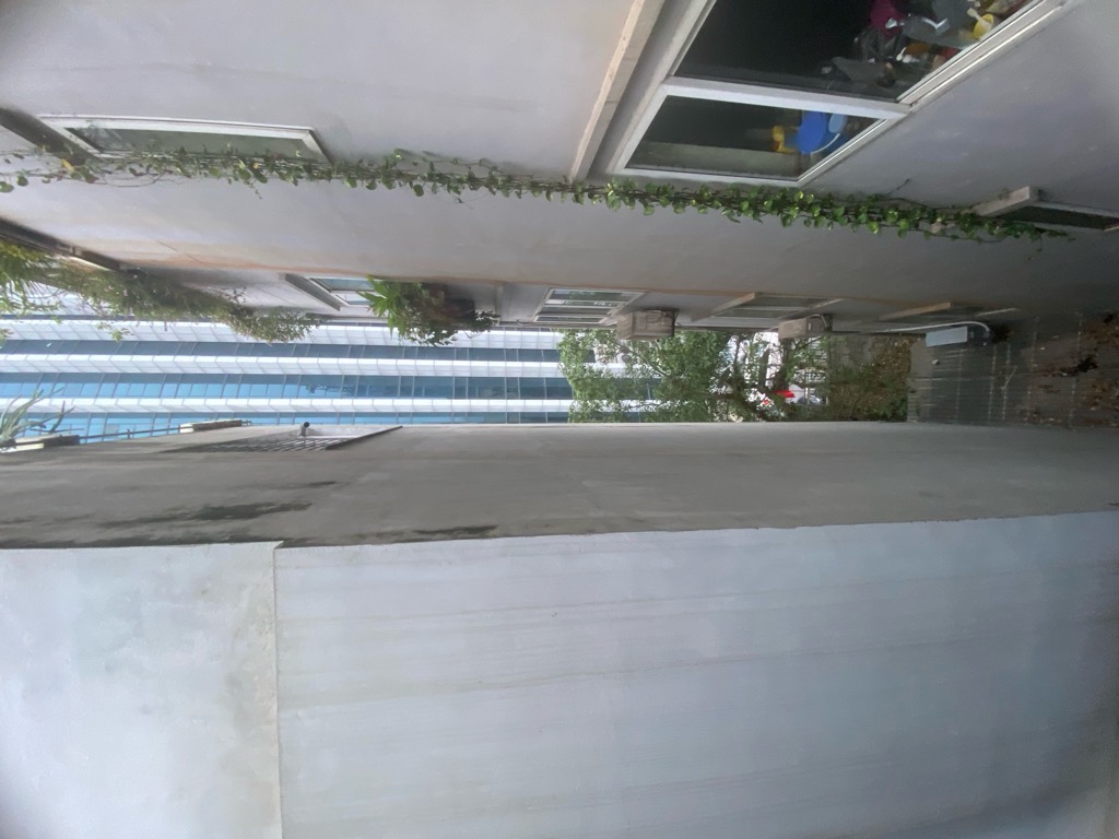 Bán nhà Nguyễn Chí Thanh - diện tích 32,5m2 6 tầng - lô góc 3 mặt thoáng - giá 13,5 tỷ