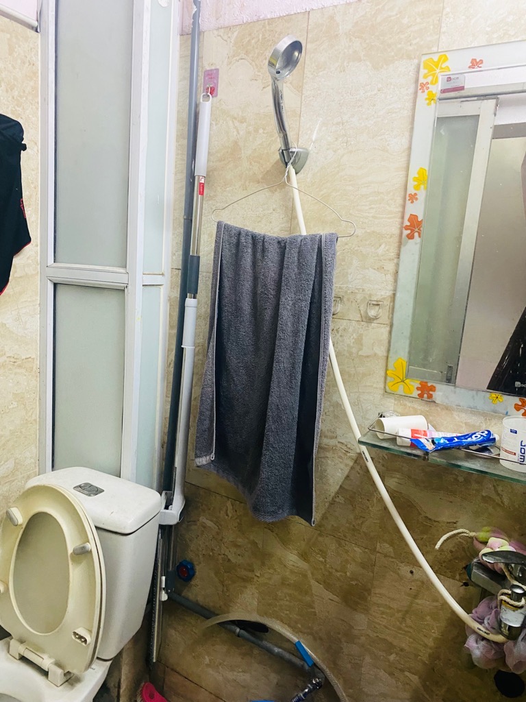 Bán nhà Trương Định - diện tích 27m2 5 tầng - Mặt phố - lô góc - giá 10,2 tỷ