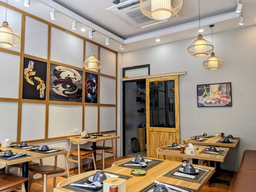 Bán nhà Nguyễn Chí Thanh - diện tích 37.6m2 4 tầng - Mặt phố VIP - giá 13,2 tỷ